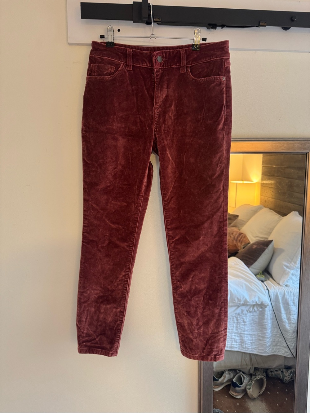 DL1961 Skinny Corduroy Jeans in Burgundy